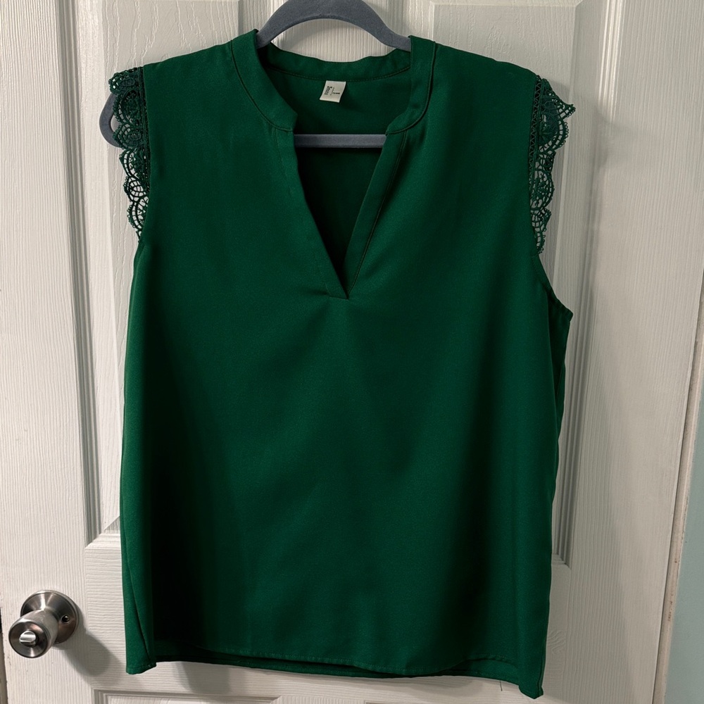 Elegant Green Lace Trim Women's Top
